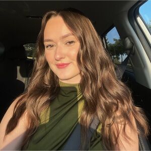 Meet your Posher, Brooke